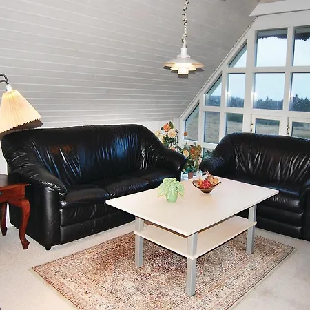 Ferienhaus Holiday 13 *
