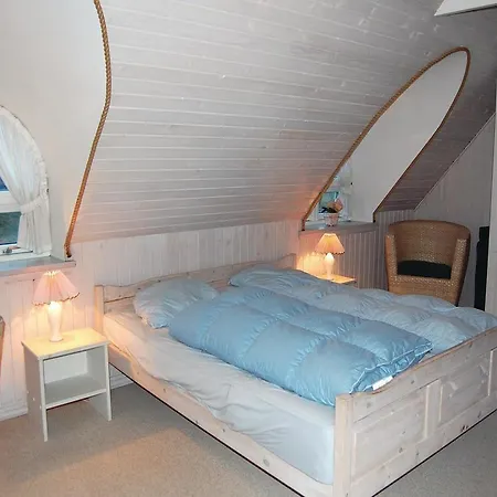 Ferienhaus Holiday 13 *