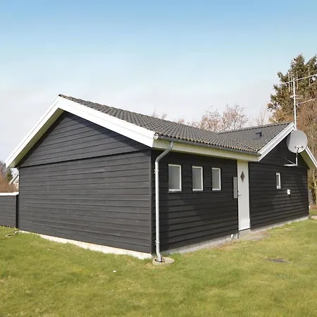 Holiday 13 Ferienhaus *
